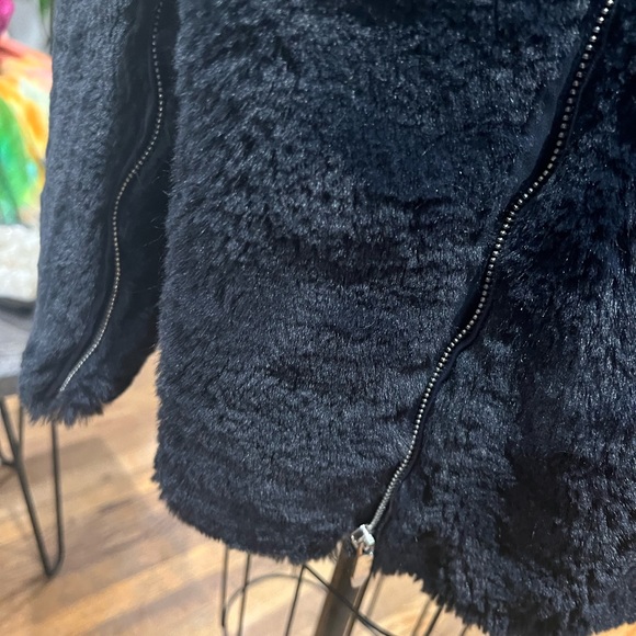A/OK Faux Fur Coat Black Jacket Cozy Luxurious Glam Winter M/L - Picture 13 of 13